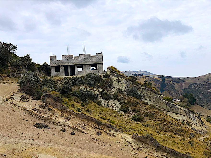 Ecuador Rundreise nach Corona: Quilotoa Häuser
