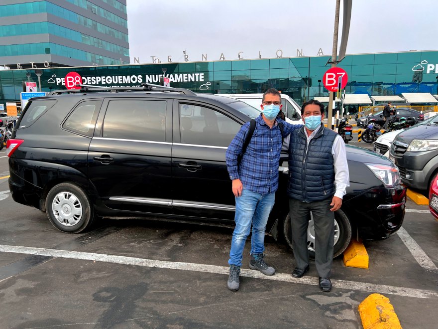 Fahrer und Fahrzeug mieten für Reisen durch Peru