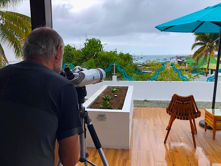 Galapagos Reise während Corona - Blick auf den Hafen von Puerto Ayora