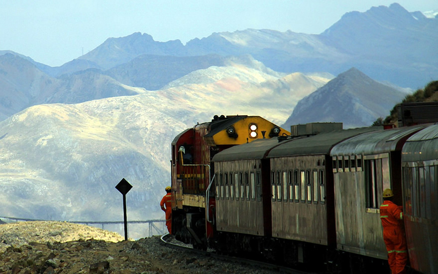 Bahnfahrt von Lima nach Hunancayo